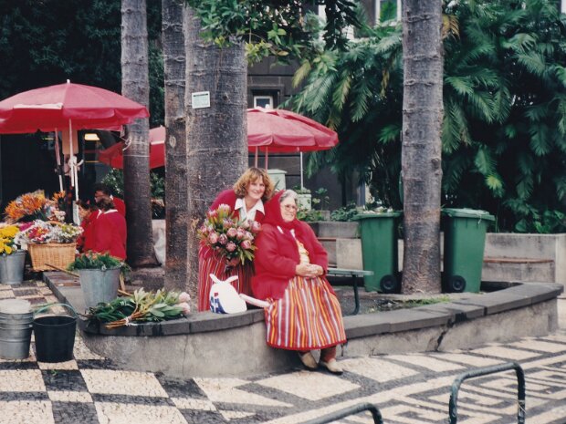 2001
